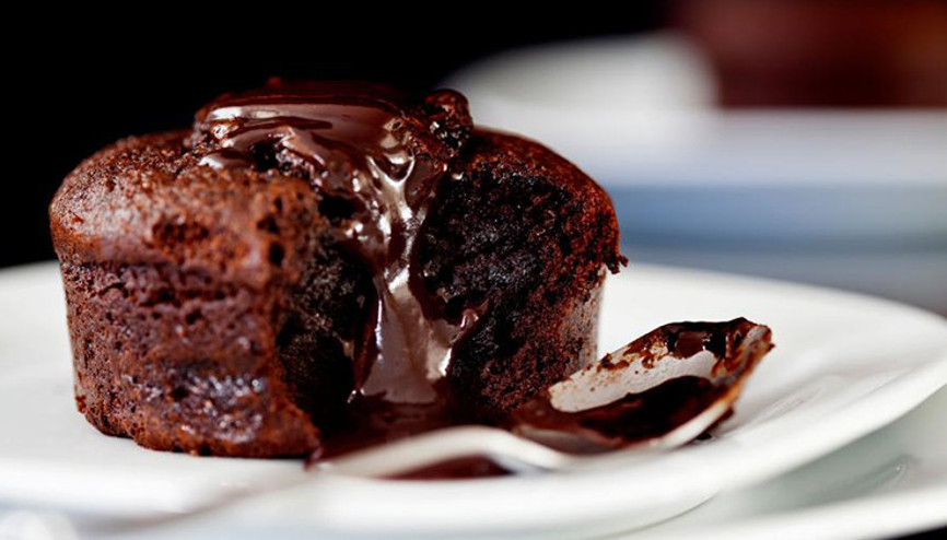 6 Kişilik Çikolatalı ve Hindistan Cevizli Sufle Tarifi