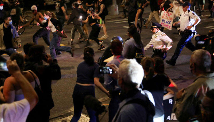 Öfke dinmedi, ABDde olaylar büyüyor... Talimat verildi: 4 saat içinde... Öfke dinmedi, ABDde olaylar büyüyor... Talimat verildi: 4 saat içinde...