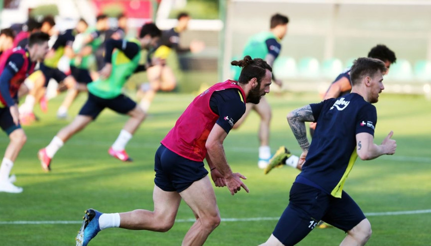 Fenerbahçe, Kayserispor maçı hazırlıklarını sürdürdü