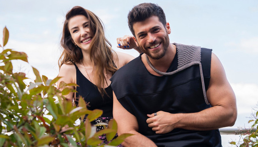 Can Yaman ve Özge Gürel’in yeni dizisi Bay Yanlış’ın oyuncu kadrosunda kimler olacak