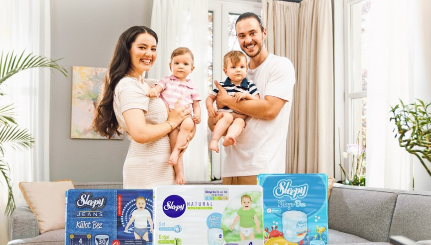 Sleepy Külot Bez yeni reklam yüzleri: Ailecek kamera karşısına geçtiler