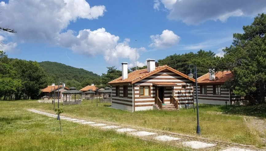 Spil Dağı Milli Parkı ziyaretçilerini bekliyor