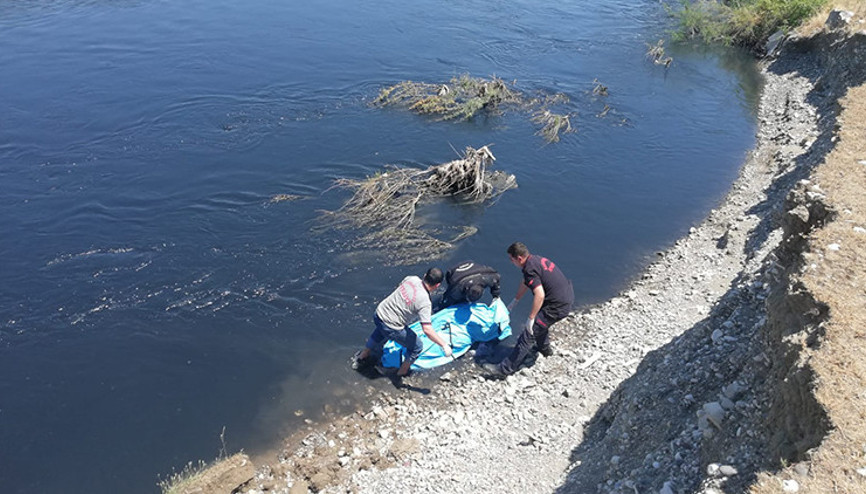 Aksu Çayından geçerken akıntıya kapılan Emine, öldü