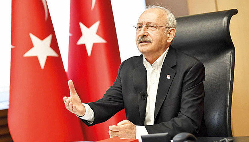 Korona günlerinde İfşayı okuyor