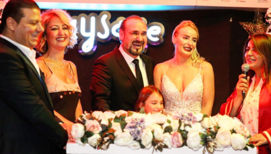 Hakan Aysevin 6ncı evliliği de bitiyor