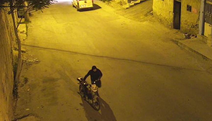 Motosiklet hırsızlığı şüphelileri yakalandı