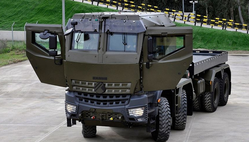 8X8 lojistik destek aracı Derman teknik özellikleri nedir 8 çeker araç, 16 ileri tam otomatik şanzıman ve 517 beygir gücü.. İşte tüm özellikleri