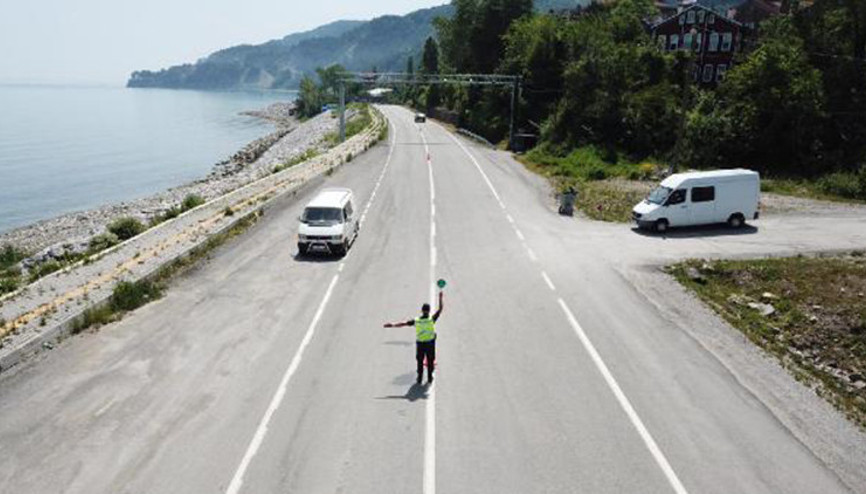 Dronlu trafik denetiminde sürücülere para cezası
