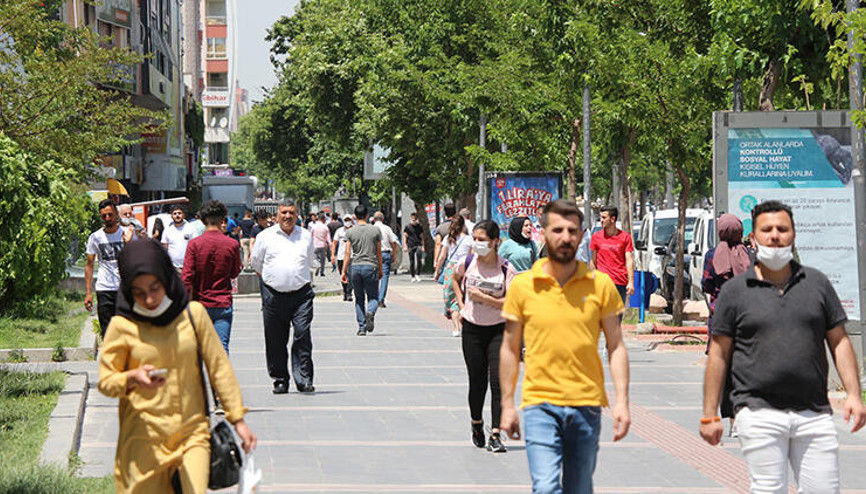 Vali Şahin: Yeni normale Batmanlılar alışamadı Vali Şahin: Yeni normale Batmanlılar alışamadı
