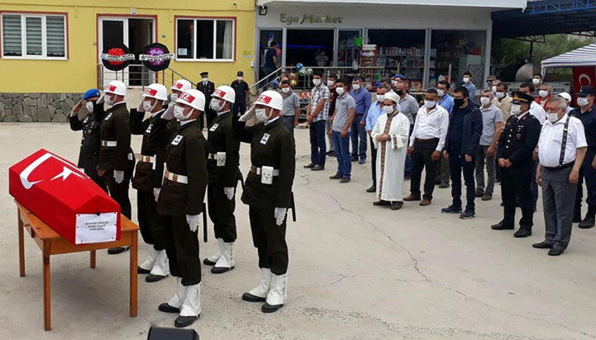 Kore gazisi toprağa verildi