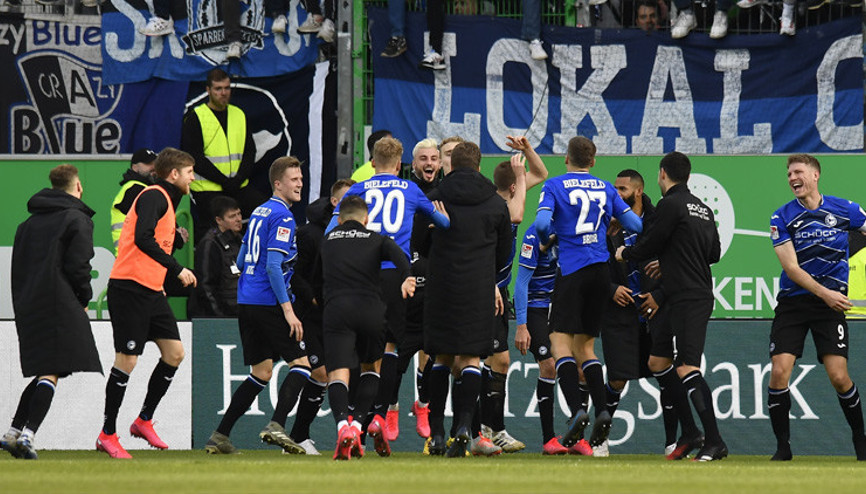 Arminia Bielefeld Bundesligaya yükseldi