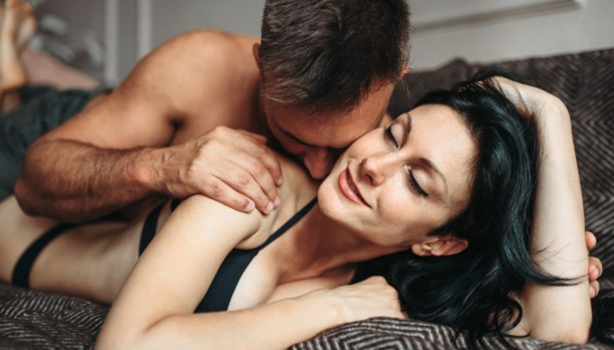 Erotik Filmler Cinsel Hayatımıza Nasıl Dokunuyor