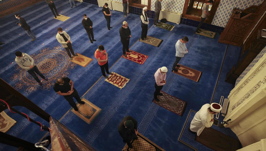 Camilerde normalleşme