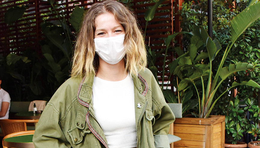Burcu Biricik: Karantinada tüm hamur işlerini yaptık