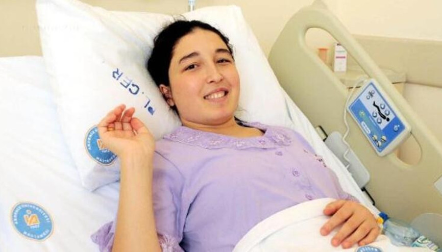 Dünyanın ilk kadavradan rahim nakili yapılan Derya Sert, anne oldu