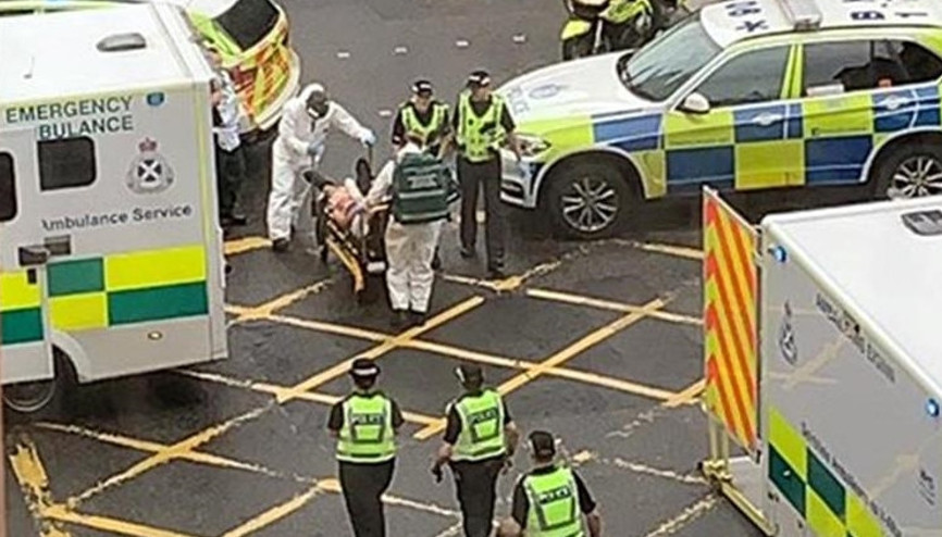 Son dakika İskoçyada saldırı: Ölü ve yaralılar var