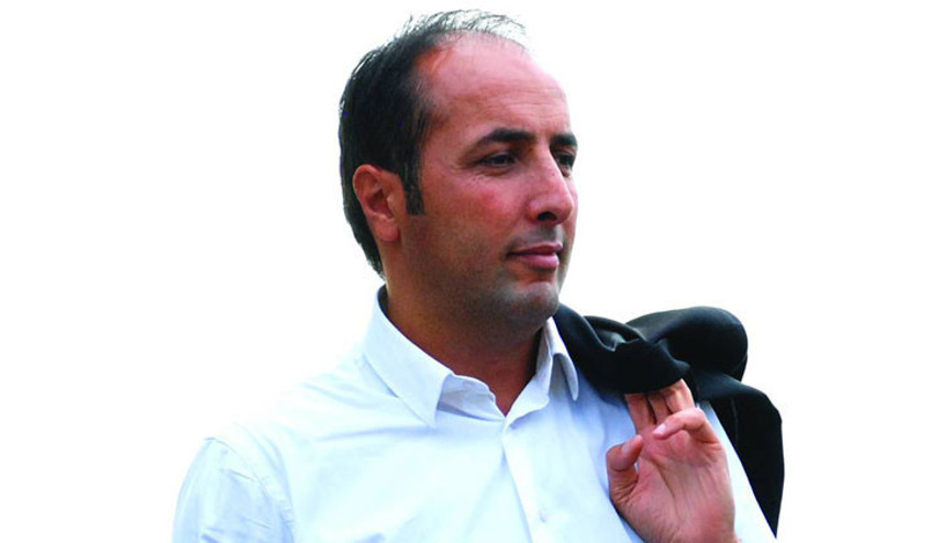 Metin Yavuz, Valenton Belediye Başkanı seçildi