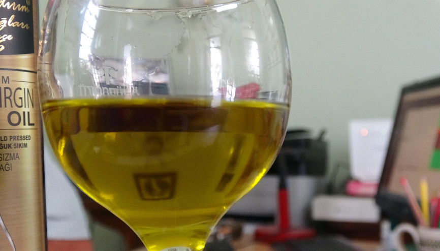 Bakan Pakdemirli Affedilmeyecek demişti Sahte zeytinyağı nasıl anlaşılır Bakan Pakdemirli Affedilmeyecek demişti Sahte zeytinyağı nasıl anlaşılır