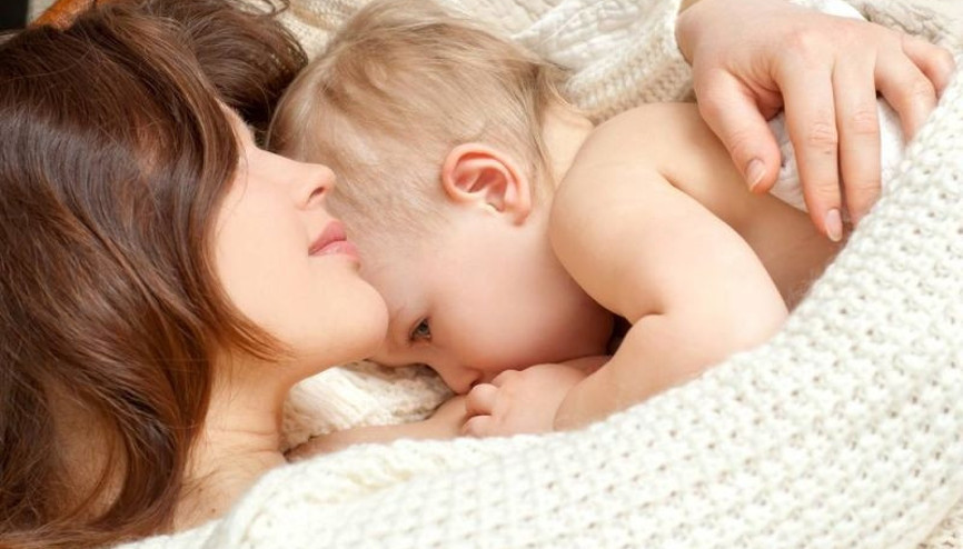 Bu emzirme pozisyonlarını denediniz mi