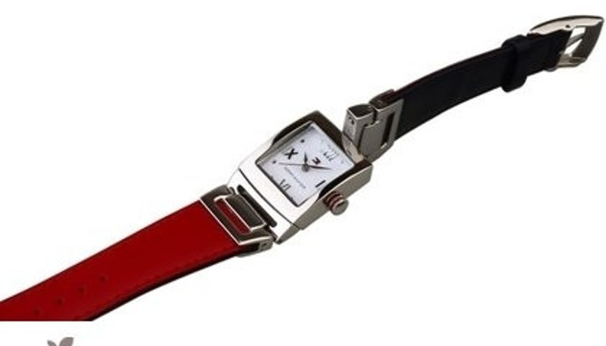 Tommy Hilfiger’dan Çift Kayışlı Modeller…