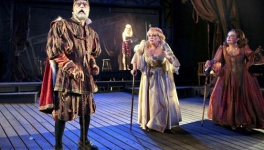 Üstat Harpagon Sahnede