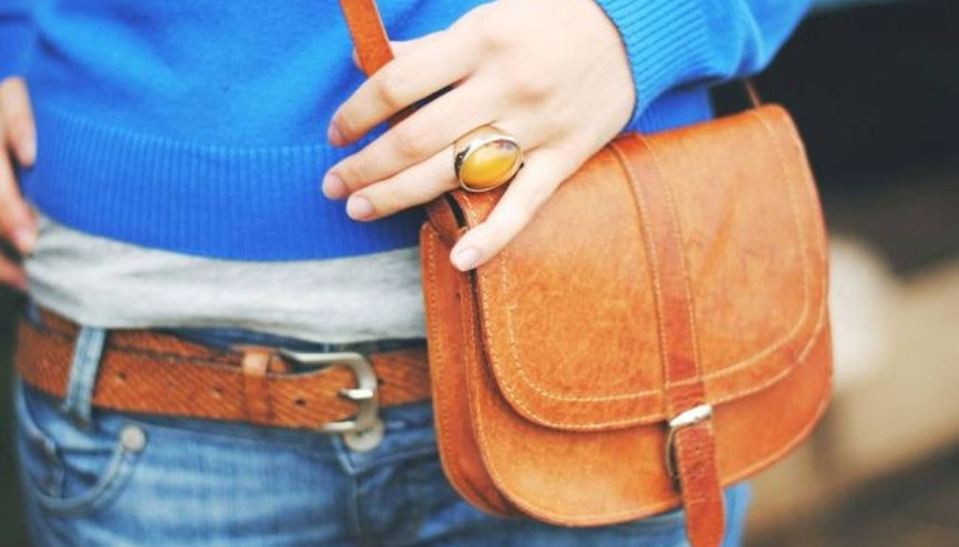 Çantanızı çapraz asın