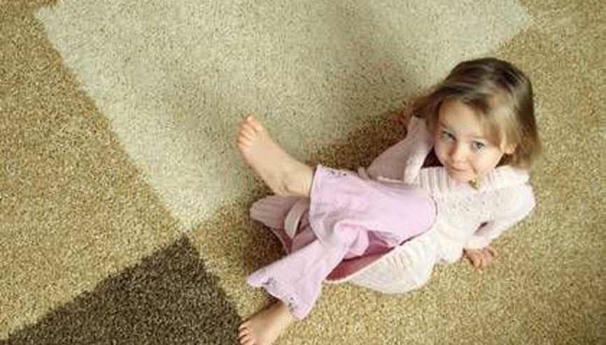 Alerjik çocukların düşmanı halılar