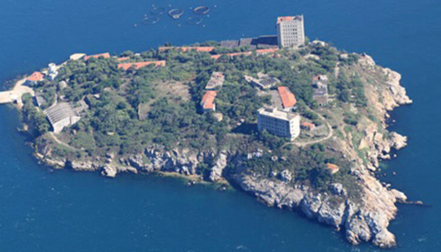 Yassıada Yasası yürürlükte