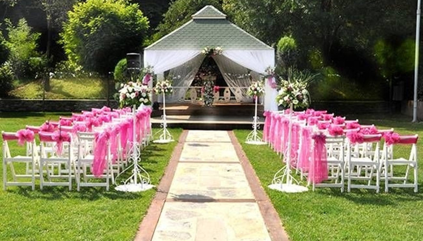 Event Garden’da kır düğünü