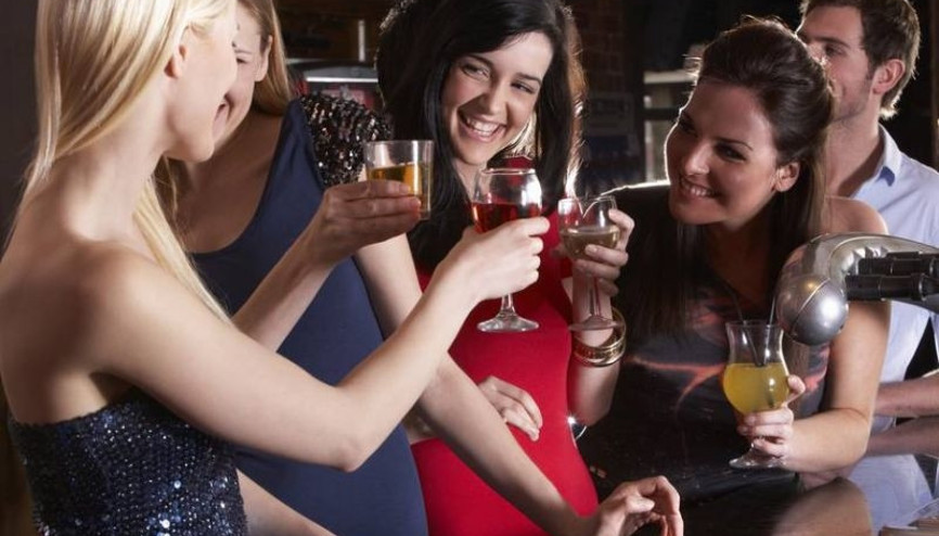 Yılbaşı gecesi bedeninizi ince gösterecek ipuçları