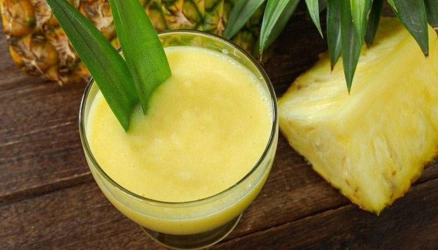 Ananas suyu yağları eritiyor