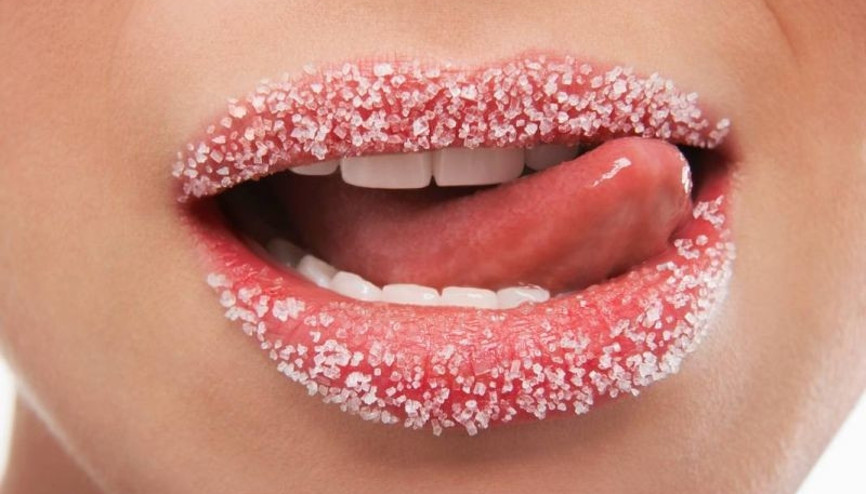 Şeker ve karbonhidrat çapkın sevgiliye benzer