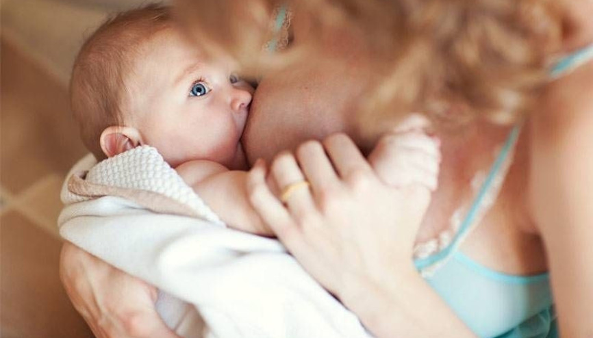 Emzirme döneminde annelere 10 öneri