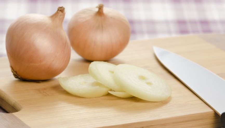 Soğan yiyince mideniz mi yanıyor