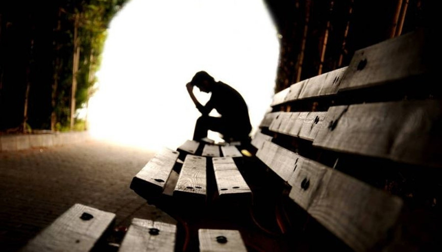 Ergenin bedenindeki orantısızlık ruhunda da yaşanır