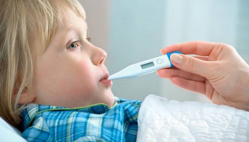 Çocuklarda yüksek ateşe dikkat