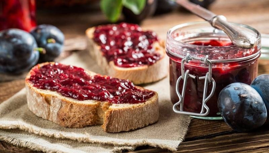 Kahvaltıda ağzınızı tatlandıracak 10 ev yapımı reçel