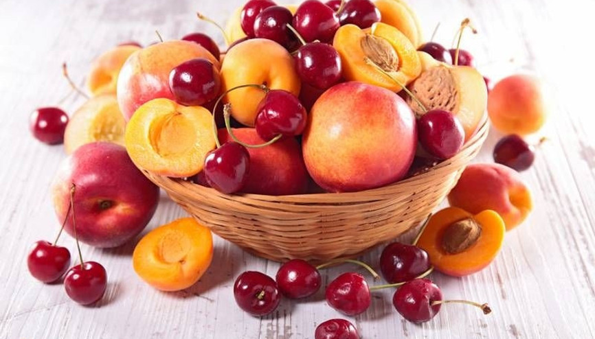 10 mucizevi yaz meyvesi