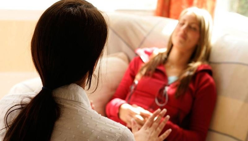 Hipnoz ve hipnoterapi nedir