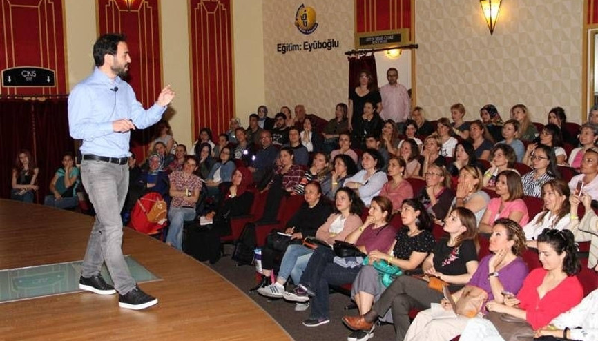 Dr. Özgür Bolat’tan mutlu çocuk yetiştirmenin sırları