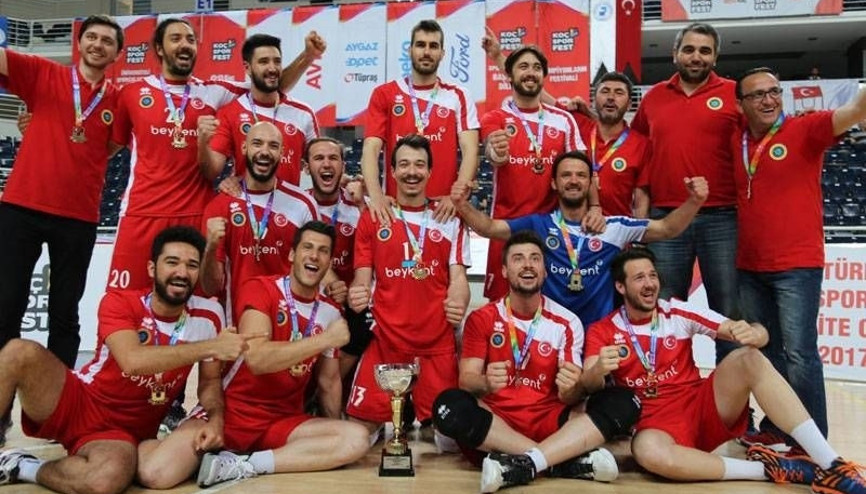 Beykent Üniversitesi KOÇ SPOR FEST’te şampiyon oldu