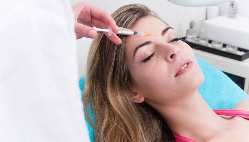 Botoks ile kaş kaldırma işlemi nasıl yapılır Botoks ile kaş kaldırma işlemi nasıl yapılır