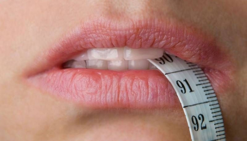 Bulumia Nervoza, dişlerde ciddi zararlara yol açıyor Bulumia Nervoza, dişlerde ciddi zararlara yol açıyor