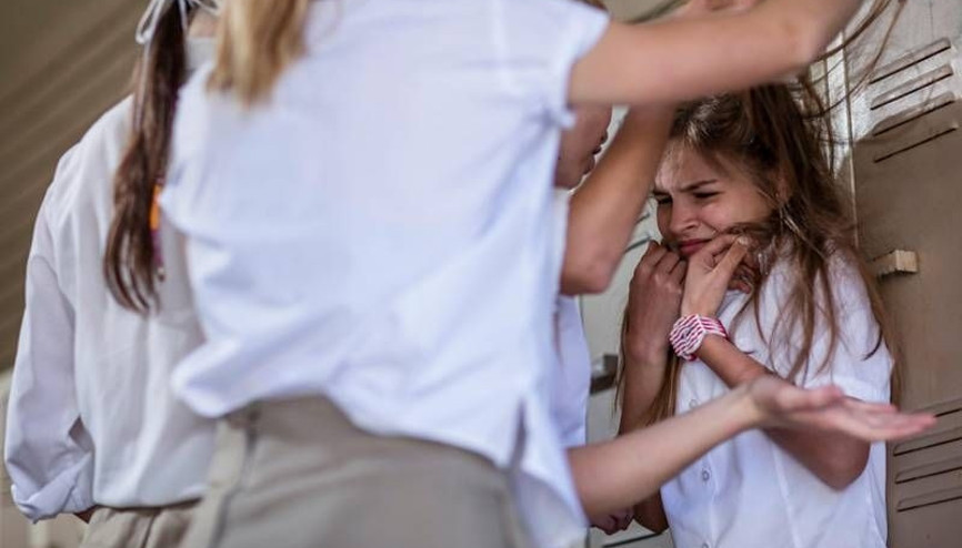 Akran zorbalığı nedir