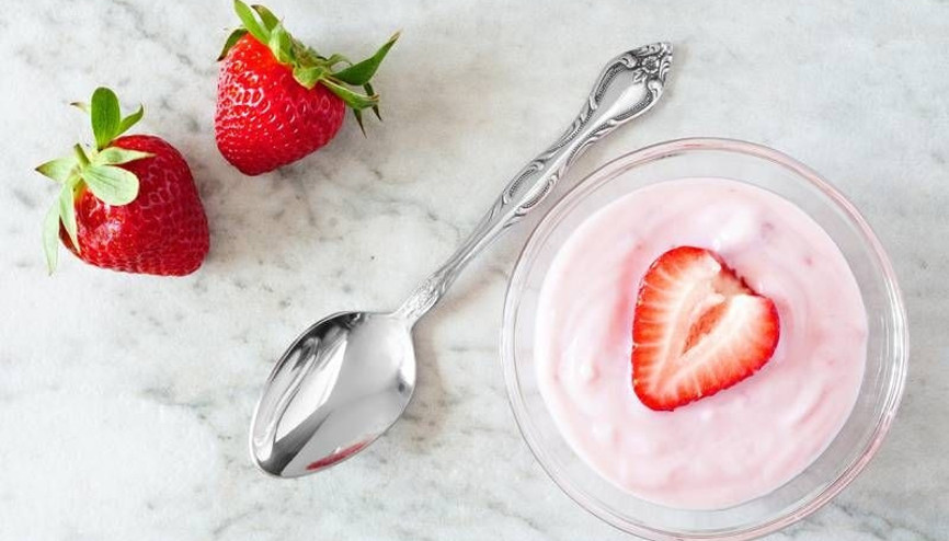 Ananas & Çilekli Ev Yapımı Yoğurt | Mucize Lezzetler