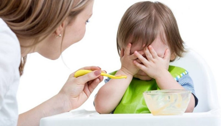 İştahsızlık, elde kaşık çocuk peşinde gezme kader mi