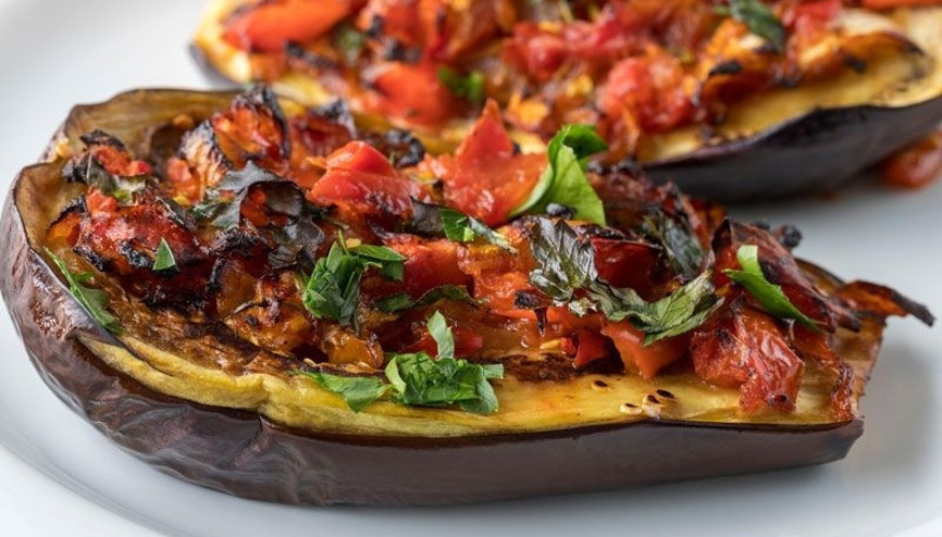 Canan Karatay: Kışın patlıcan ve biber yenmesine karşıyım