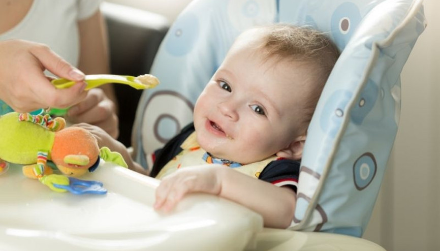 Ek gıdaya geçiş sürecinde dikkat edilmesi gerekenler Ek gıdaya geçiş sürecinde dikkat edilmesi gerekenler