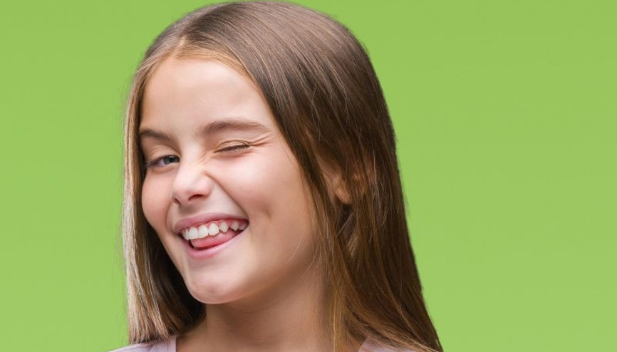 Çocukluk döneminde tiklere dikkat