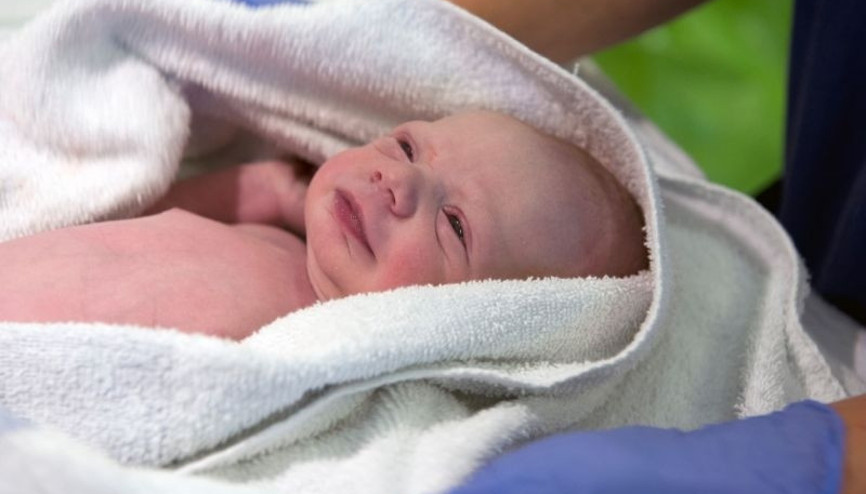 Sezaryen sonrası vajinal doğum mümkün müdür